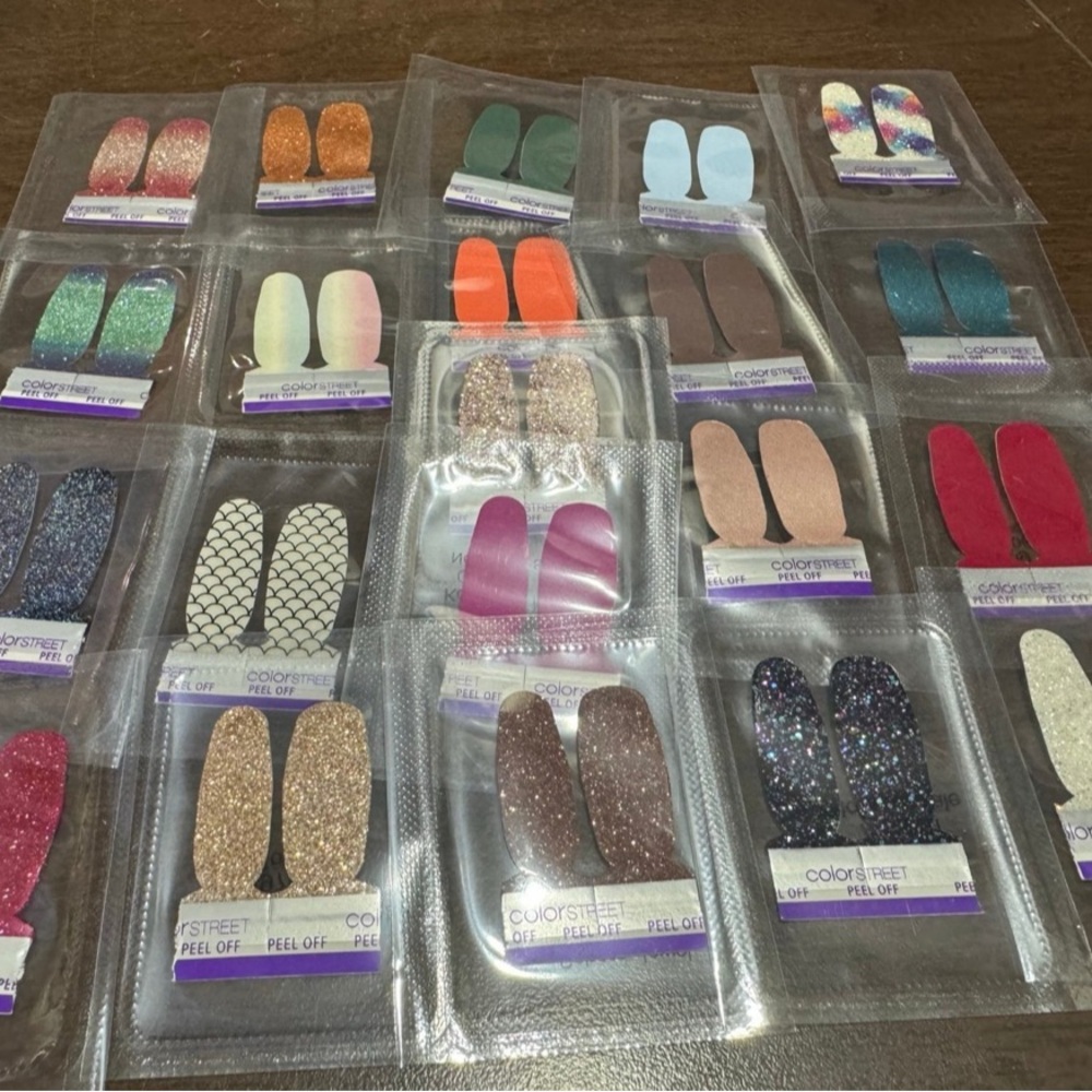 Color Street - TWOSIE BUNDLE #1  (21pcs)
